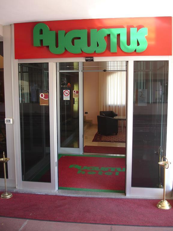 Augustus Hotel Биела Екстериор снимка